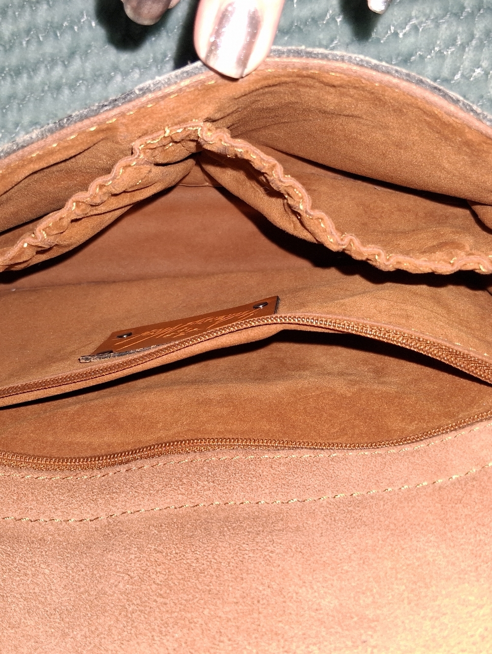 Patricia Nash Heavy Leather Crossbody - Picture 6 of 11